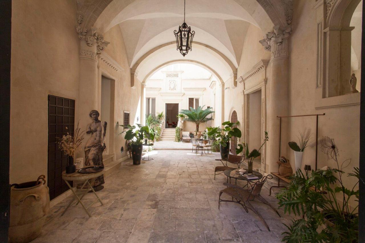 Palazzo Maresgallo Suites & Spa เลชเช ภายนอก รูปภาพ