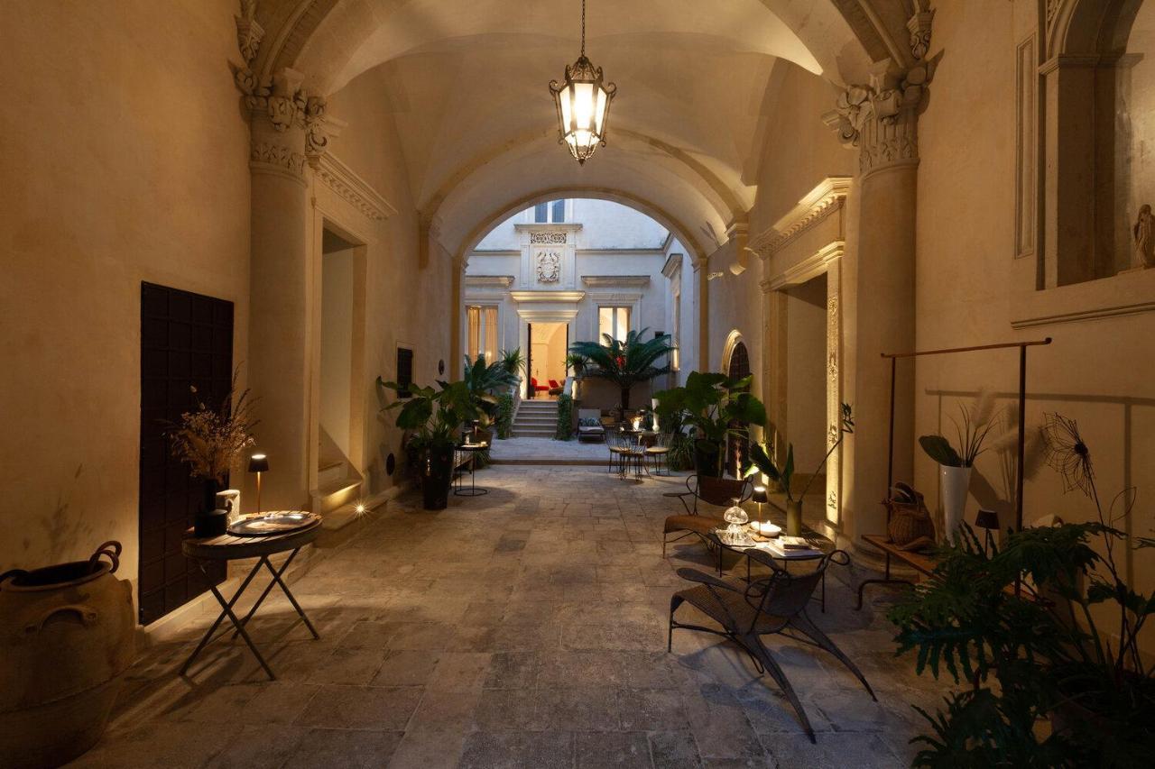 Palazzo Maresgallo Suites & Spa เลชเช ภายนอก รูปภาพ