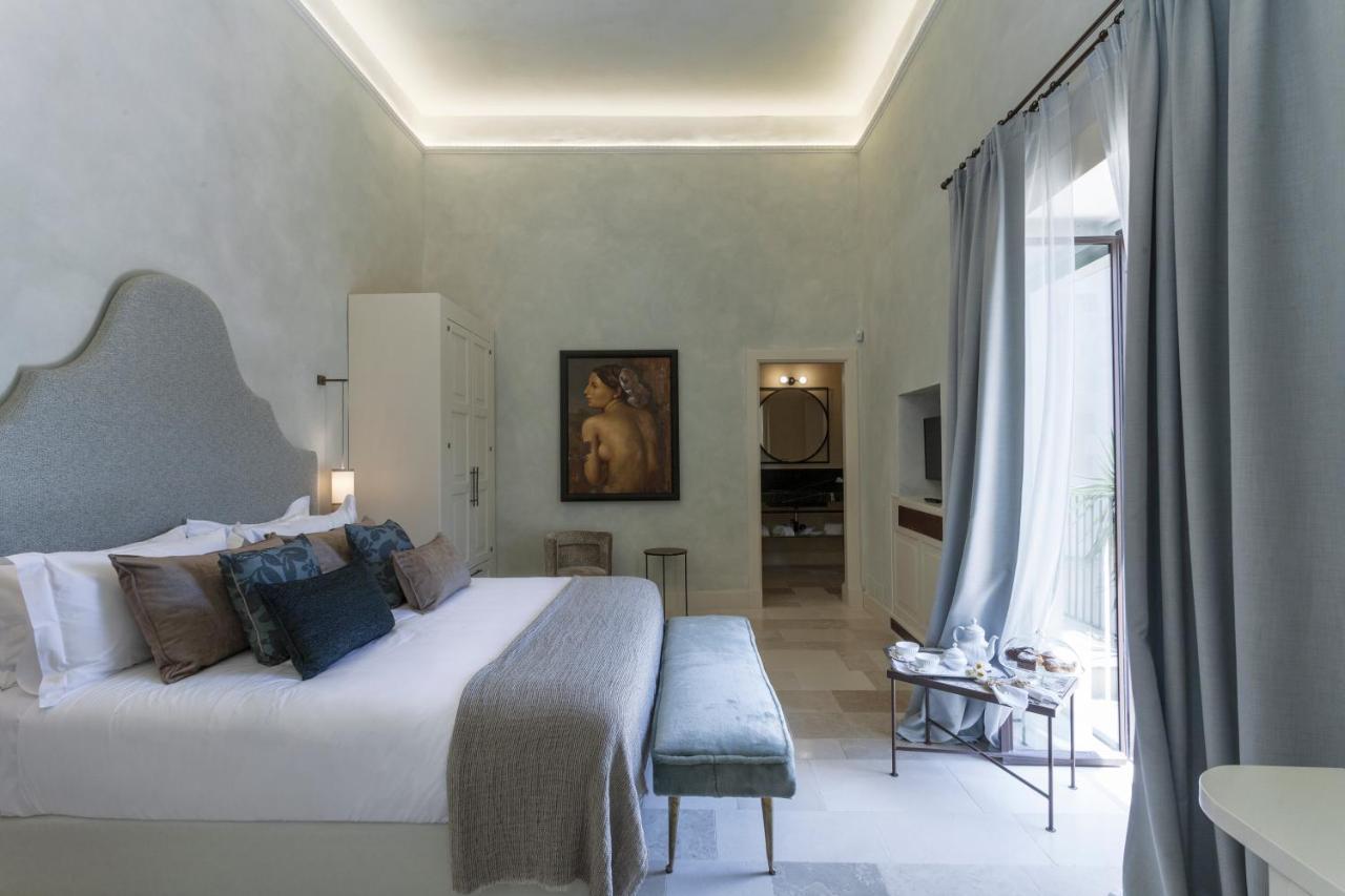 Palazzo Maresgallo Suites & Spa เลชเช ภายนอก รูปภาพ