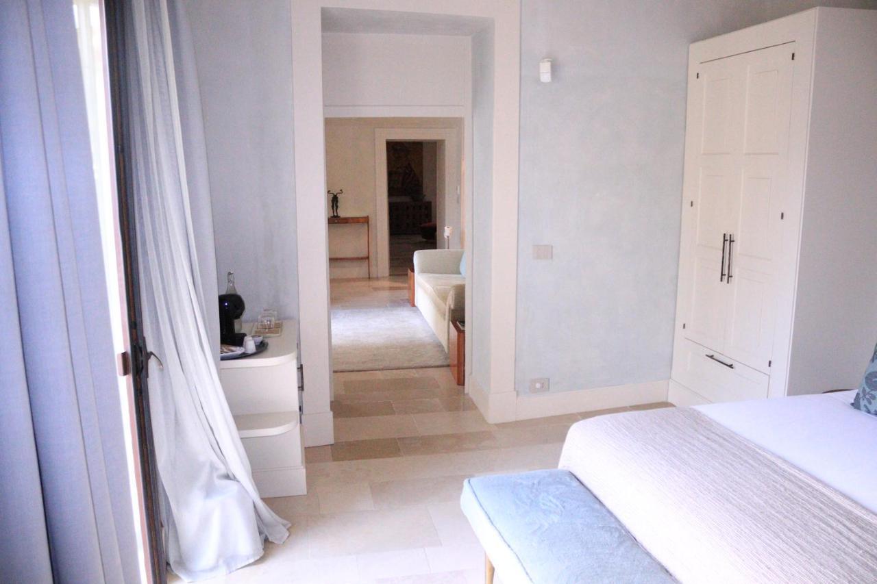 Palazzo Maresgallo Suites & Spa เลชเช ภายนอก รูปภาพ