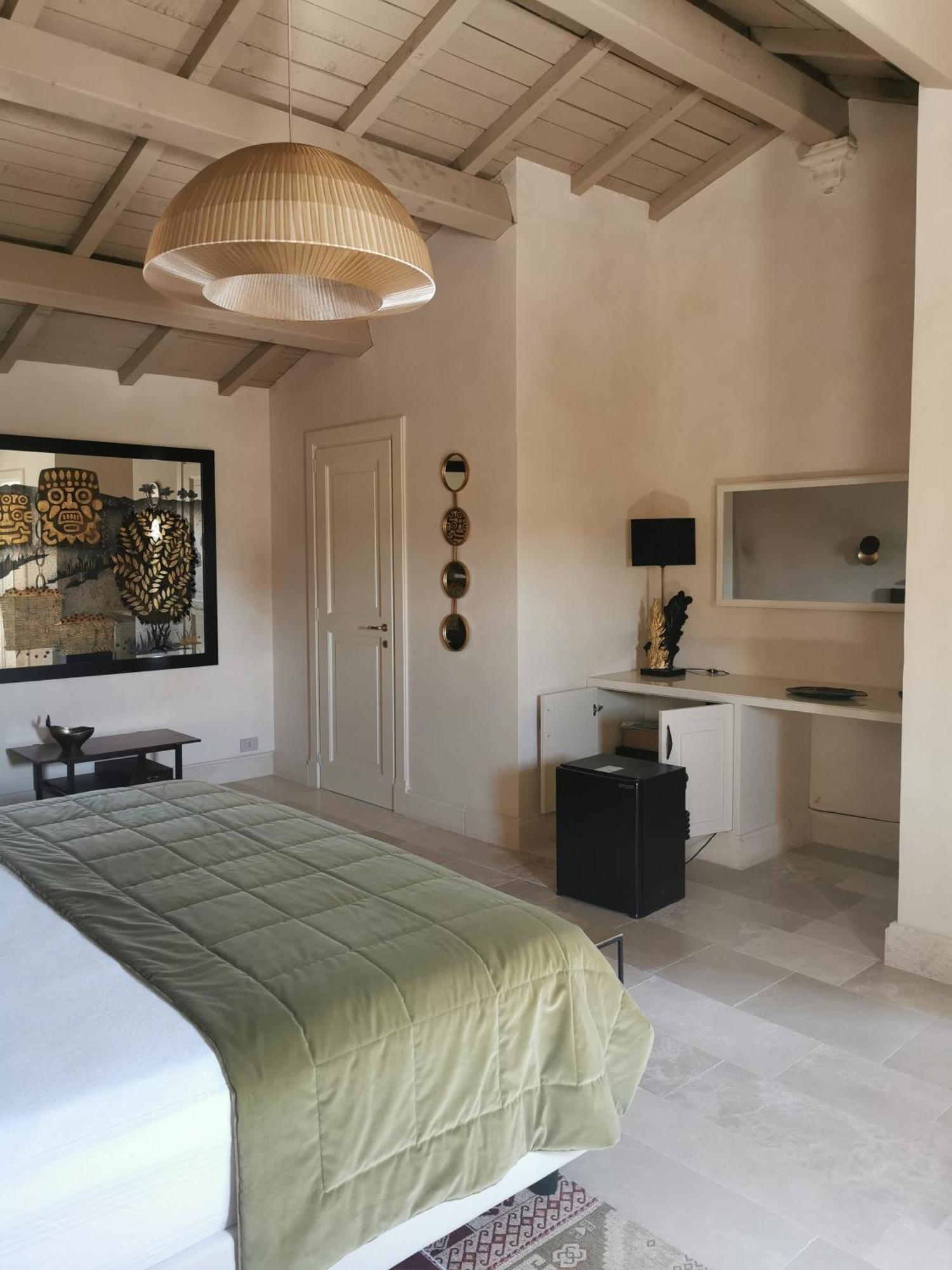 Palazzo Maresgallo Suites & Spa เลชเช ภายนอก รูปภาพ